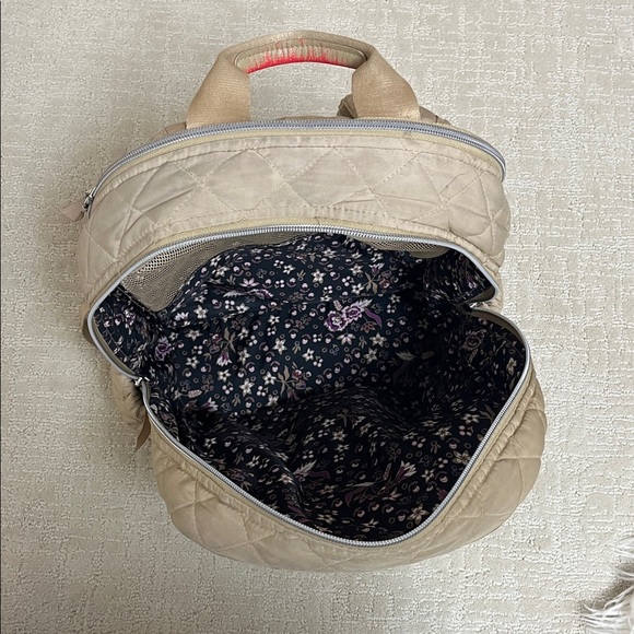 Vera Bradley Beige Quilted backpack - Picture 2 of 6